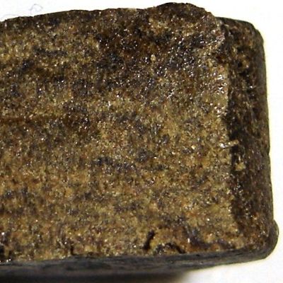 Résine cbd haute qualité ice o lator pollinator tamisage air et eau